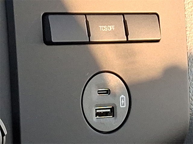 2023 Ford F-650SD Base