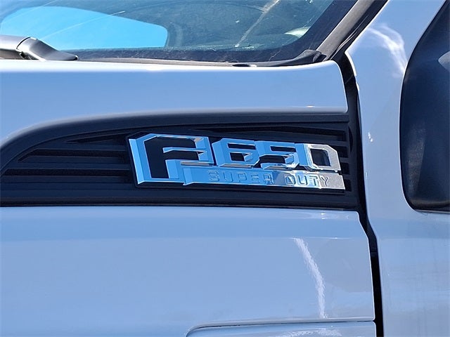 2023 Ford F-650SD Base