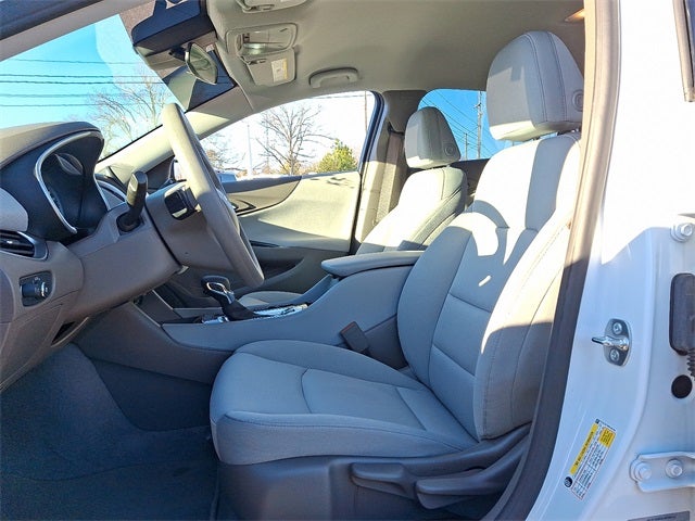 2024 Chevrolet Malibu LS 1FL