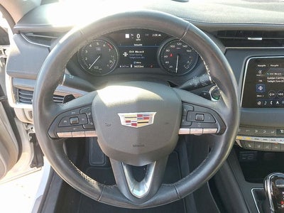 2023 Cadillac XT4 Premium Luxury