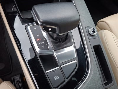 2024 Audi A4 45 S line Premium Plus quattro