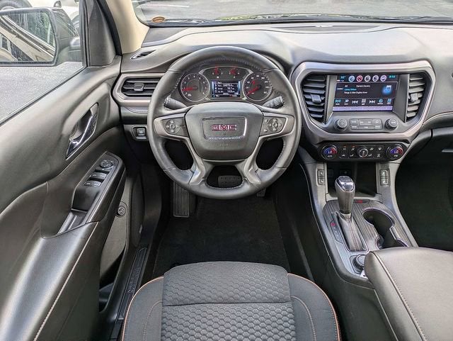 2017 GMC Acadia SLE