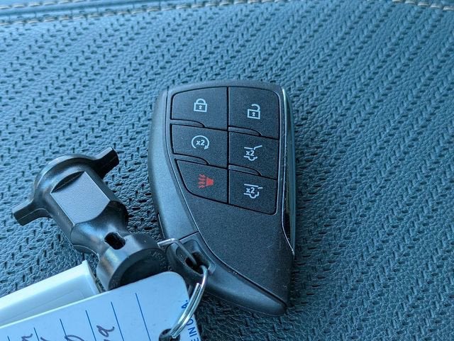 2025 GMC Yukon XL AT4