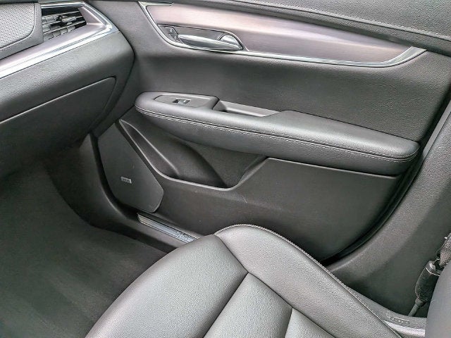2021 Cadillac XT5 FWD Luxury