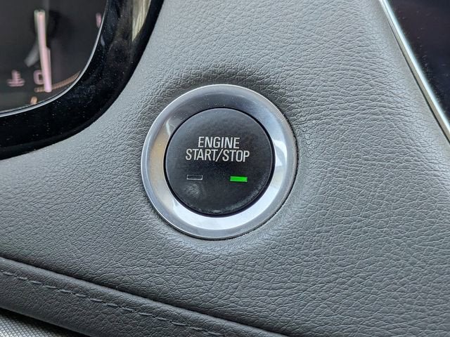 2018 Cadillac XT5 Luxury FWD