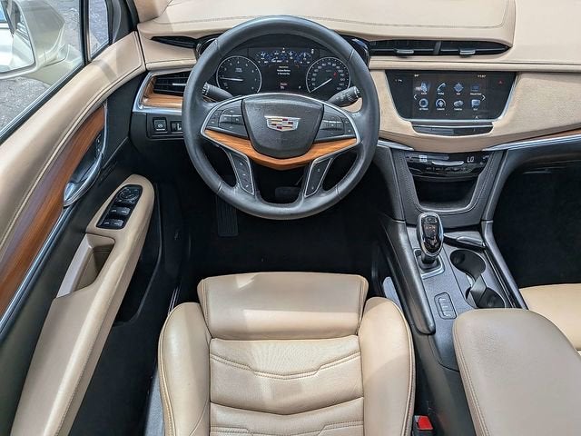 2017 Cadillac XT5 Platinum AWD