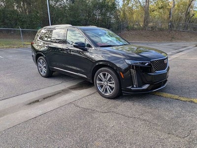 2025 Cadillac XT6 Premium Luxury