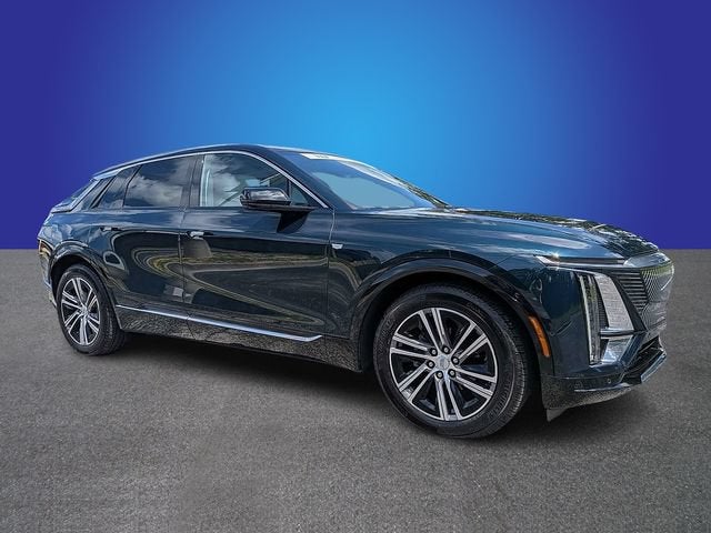 2024 Cadillac LYRIQ Luxury 1