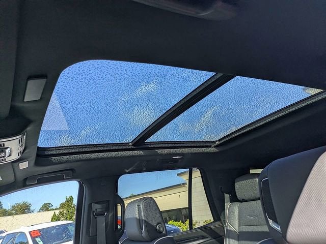 2025 Cadillac Escalade Sport