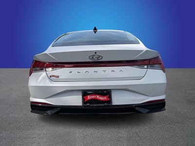 2022 Hyundai Elantra SEL