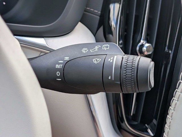 2026 Volvo XC60 Plug-In Hybrid Ultra