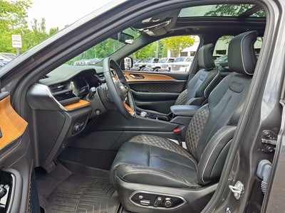 2022 Jeep Grand Cherokee Summit Reserve