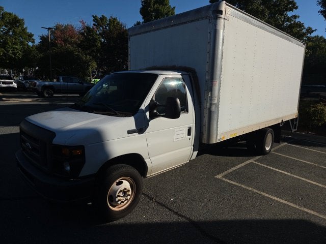 2017 Ford E-Series Cutaway E-350 WB
