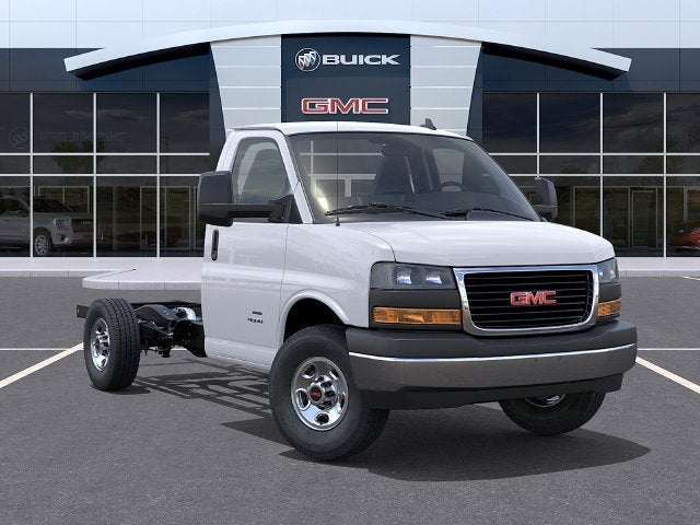 2025 GMC Savana Cutaway 3500 1WT