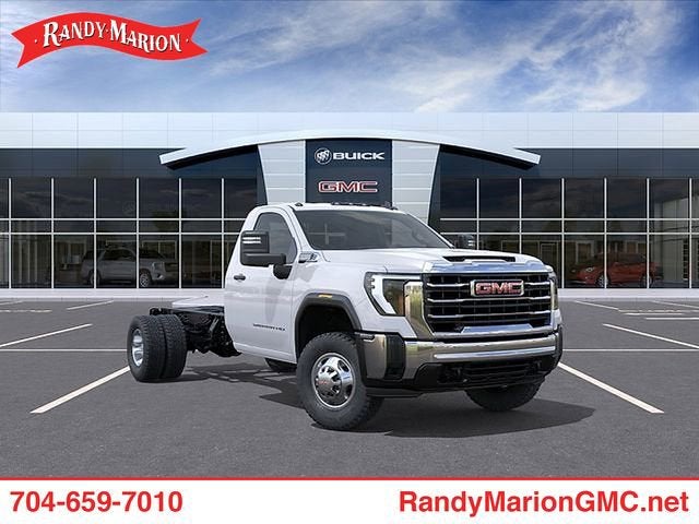 2026 GMC Sierra 3500 Chassis Cab Pro