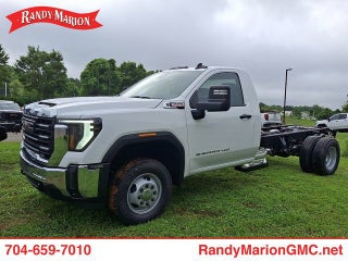 2026 GMC Sierra 3500 HD Chassis Cab Pro