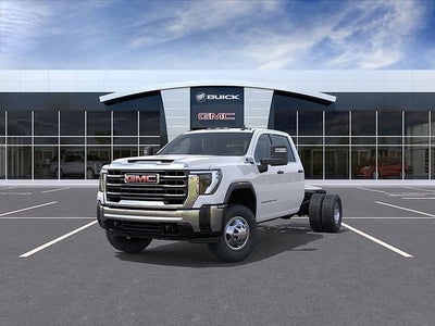 2026 GMC Sierra 3500 HD Chassis Cab Pro