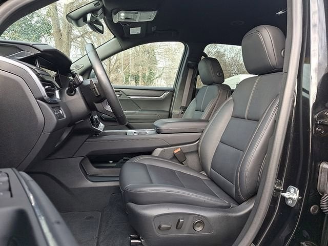 2024 GMC Acadia Elevation