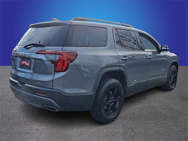 2022 GMC Acadia AT4