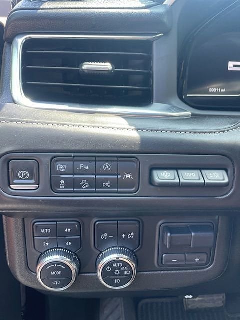 2023 GMC Yukon XL Denali Ultimate
