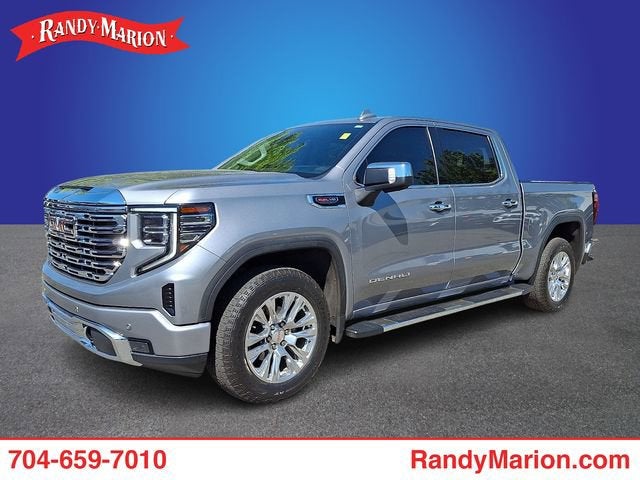 2023 GMC Sierra 4WD Crew Cab Short Box Denali's photo