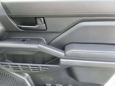 2024 Toyota Tacoma 4WD SR5