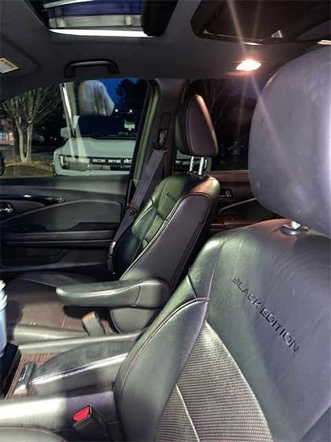 2021 Honda Pilot Black Edition