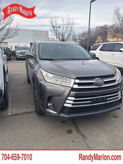 2018 Toyota Highlander SE