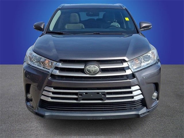 2018 Toyota Highlander SE