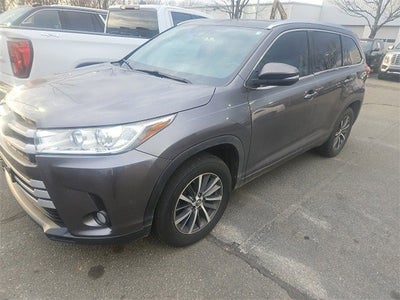 2018 Toyota Highlander SE