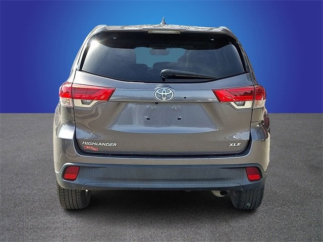 2018 Toyota Highlander SE