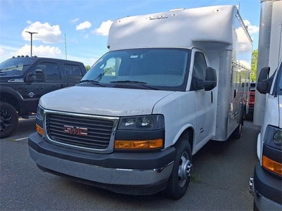 2024 GMC Savana Cutaway 4500 2WT