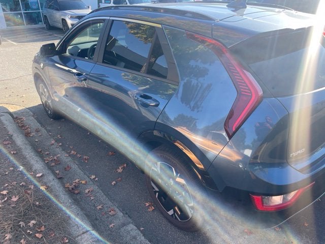 Used 2025 Kia Niro Wind with VIN KNDCR3L19S5144872 for sale in Huntersville, NC
