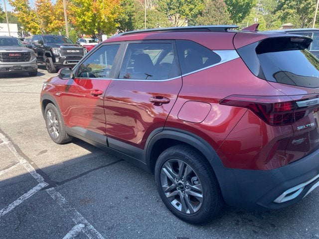 Used 2021 Kia Seltos S with VIN KNDEUCAA8M7167089 for sale in Huntersville, NC