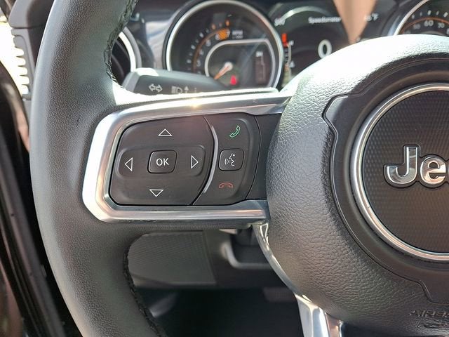 2023 Jeep Wrangler 4-Door Sahara Altitude 4x4