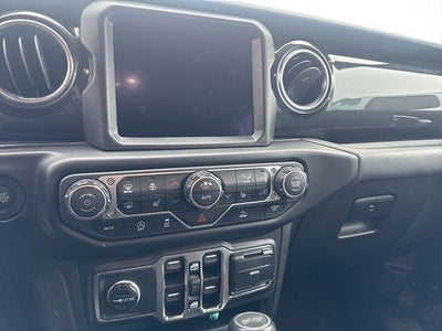 2023 Jeep Wrangler 4-Door Sahara Altitude 4x4