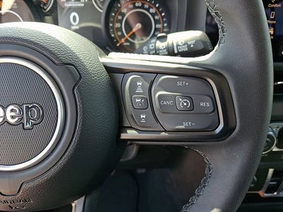 2025 Jeep Wrangler 4-Door Summit 4x4