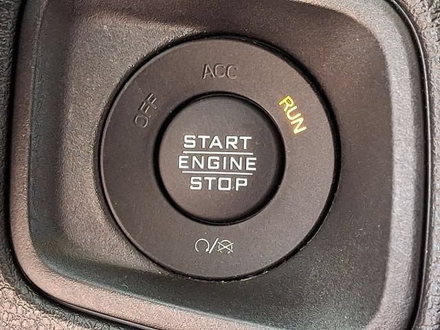 2025 Jeep Wrangler 4-Door Summit 4x4
