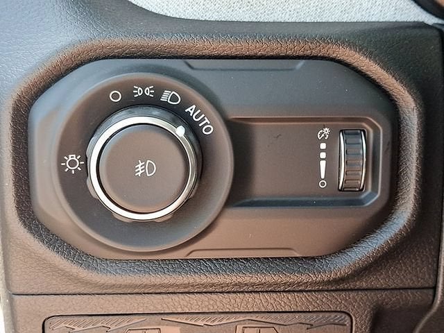 2025 Jeep Wrangler 4-Door Summit 4x4