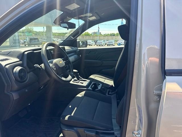 2024 Chevrolet Colorado WT