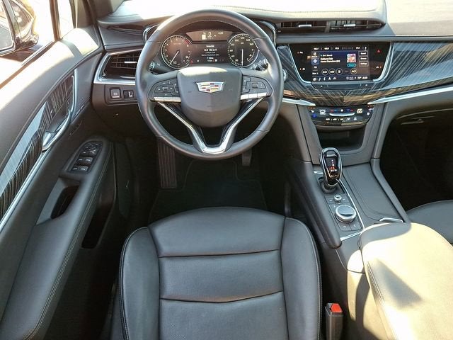 2025 Cadillac XT6 Premium Luxury