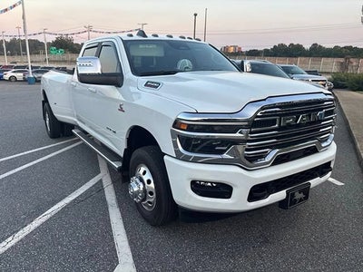 2025 RAM 3500 Laramie Crew Cab 4x4 8' Box