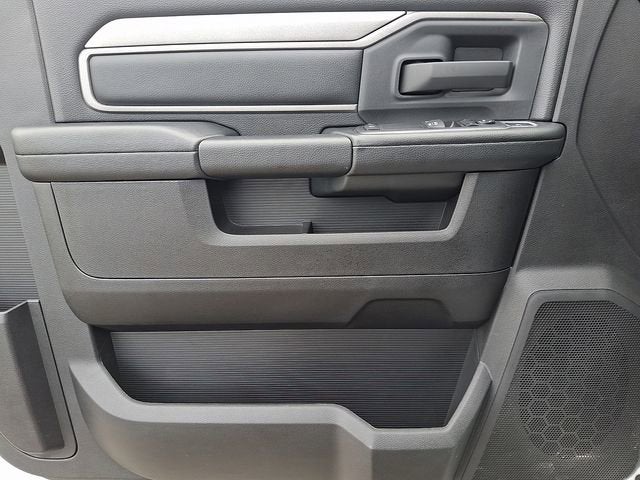 2024 RAM 2500 Tradesman Regular Cab 4x4 8' Box