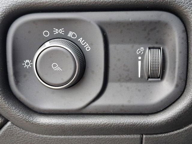 2024 RAM 2500 Tradesman Regular Cab 4x4 8' Box