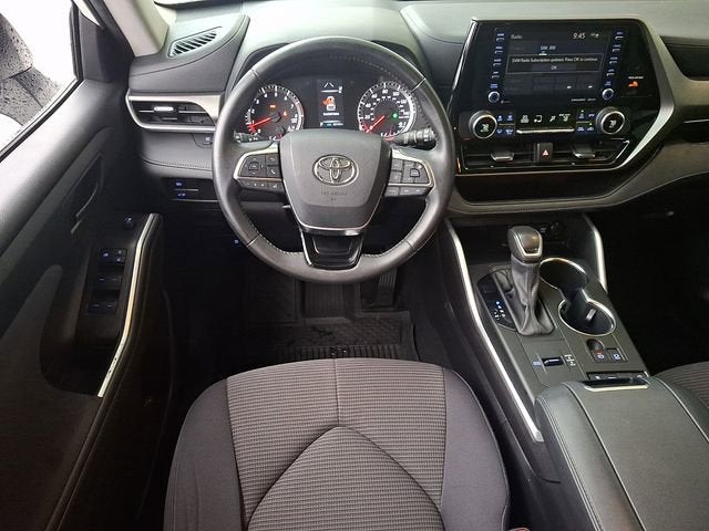 2021 Toyota Highlander LE