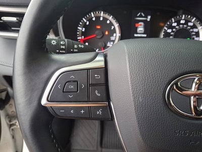 2021 Toyota Highlander LE