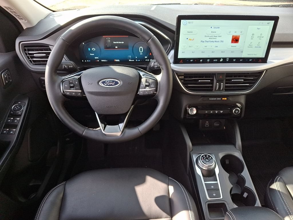 2025 Ford Escape Platinum