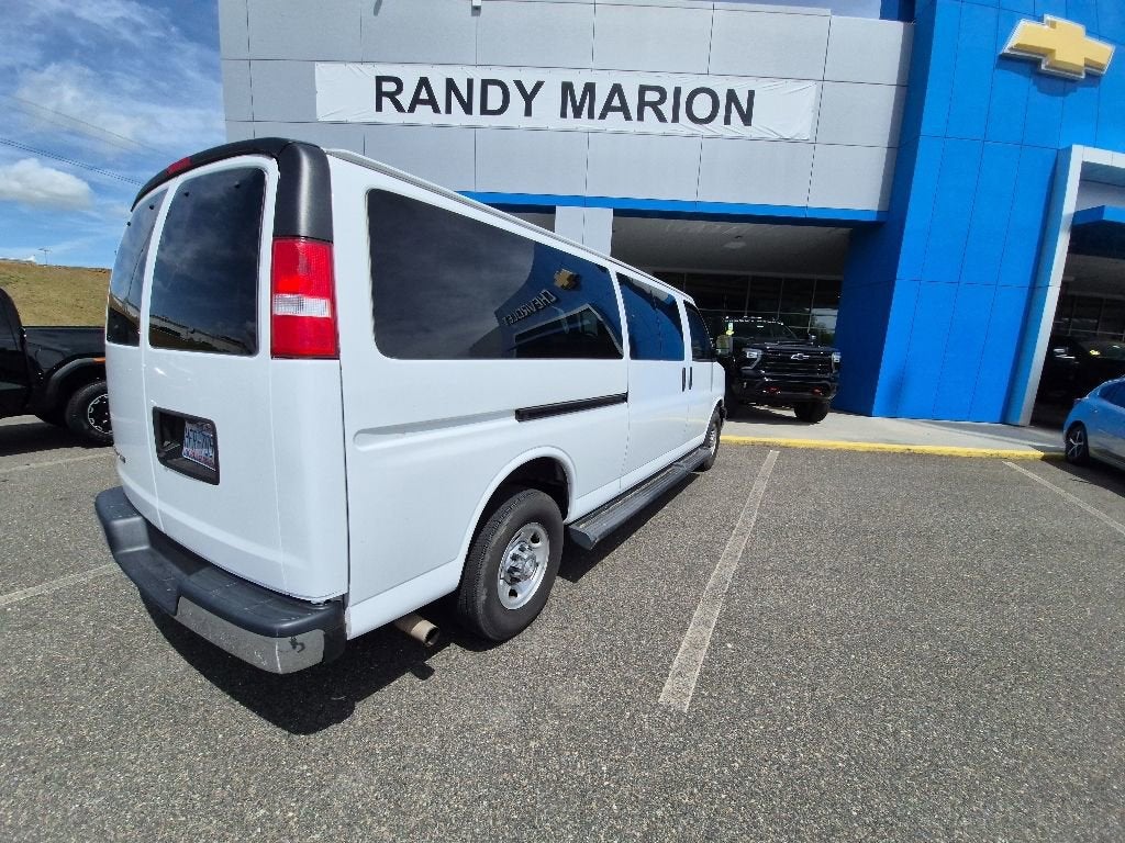 2019 Chevrolet Express Passenger 3500 LT
