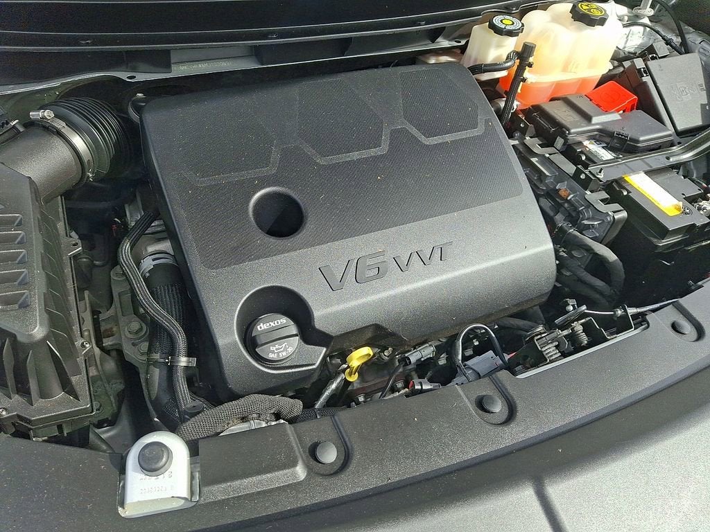 2022 Chevrolet Traverse LT Leather