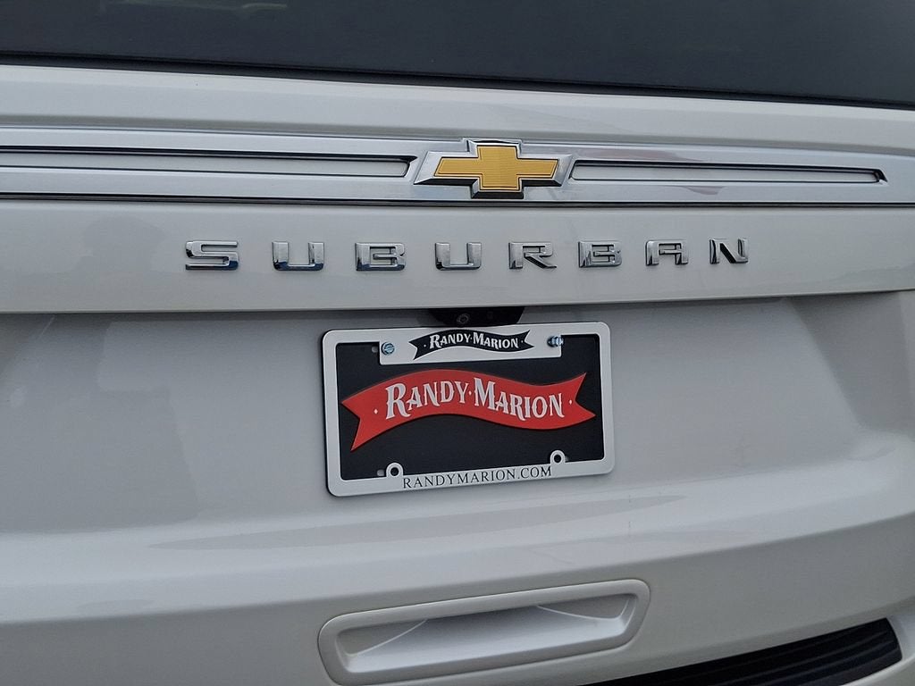 2023 Chevrolet Suburban High Country